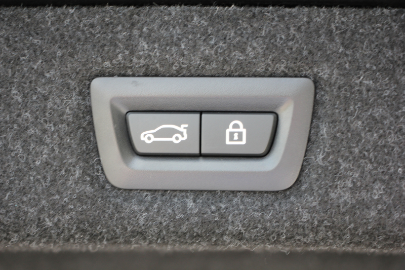 BMW 5シリーズ 530i ｴﾃﾞｨｼｮﾝﾐｯｼｮﾝｲﾝﾎﾟｯｼﾌﾞﾙ 特別仕様車 1ｵｰﾅ 高出力 ﾅｲﾄﾌﾞﾙｰﾚｻﾞｰ ｱﾀﾞﾌﾟﾃｨﾌﾞMｻｽ HUD ﾊｰﾏﾝｶｰﾄﾞﾝ 追従ACC ｽﾃｱﾘﾝｸﾞｻﾎﾟｰﾄ ﾀｯﾁ画面HDDﾅﾋﾞTV LEDﾍｯﾄﾞﾗｲﾄ ｵｰﾄﾊｲﾋﾞｰﾑ 電動ﾘｱｹﾞｰﾄ 360度ｶﾒﾗ 全席ﾋｰﾀｰ ﾌﾞﾗｯｸ19AW 2年保証