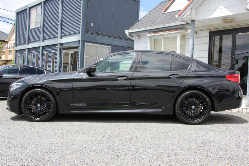 BMW 5シリーズ 530i ｴﾃﾞｨｼｮﾝﾐｯｼｮﾝｲﾝﾎﾟｯｼﾌﾞﾙ 特別仕様車 1ｵｰﾅ 高出力 ﾅｲﾄﾌﾞﾙｰﾚｻﾞｰ ｱﾀﾞﾌﾟﾃｨﾌﾞMｻｽ HUD ﾊｰﾏﾝｶｰﾄﾞﾝ 追従ACC ｽﾃｱﾘﾝｸﾞｻﾎﾟｰﾄ ﾀｯﾁ画面HDDﾅﾋﾞTV LEDﾍｯﾄﾞﾗｲﾄ ｵｰﾄﾊｲﾋﾞｰﾑ 電動ﾘｱｹﾞｰﾄ 360度ｶﾒﾗ 全席ﾋｰﾀｰ ﾌﾞﾗｯｸ19AW 2年保証