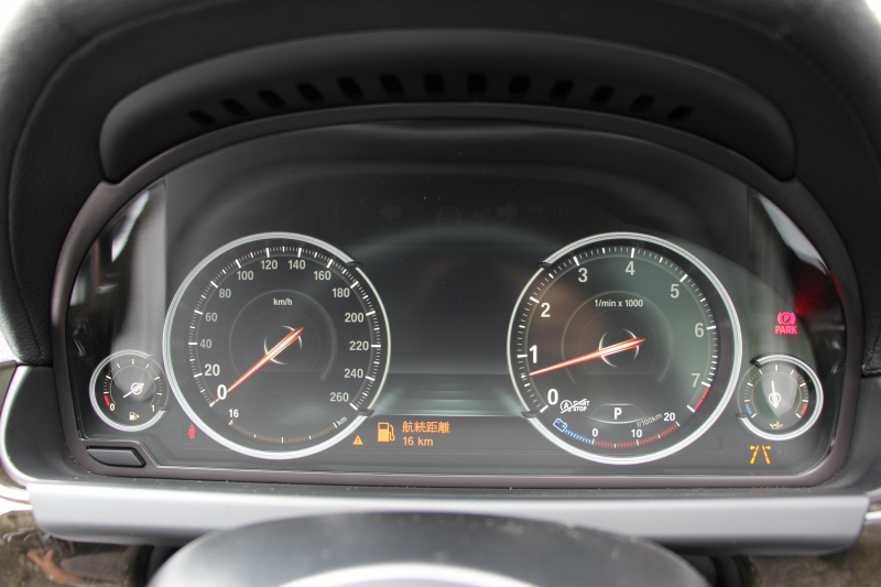 BMW 6シリーズ 640i ｸﾞﾗﾝｸｰﾍﾟMｽﾎﾟｰﾂ ﾌｪｲｽﾘﾌﾄ後 最終ﾓﾃﾞﾙ ｻﾝﾙｰﾌ 液晶ﾒｰﾀｰ HUD ｵﾌﾟｼｮﾝ20AW 新ﾃﾞｻﾞｲﾝLEDﾍｯﾄﾞﾗｲﾄ ﾋｰﾀｰ黒革 新HDDﾅﾋﾞTV 追従ACC ﾚｰﾝﾁｪﾝｼﾞ警告 衝突軽減ﾌﾞﾚｰｷ 直6ﾀｰﾎﾞ320馬力 ｽﾏｰﾄｷｰ ﾊﾟﾄﾞﾙｼﾌﾄ 2年保証