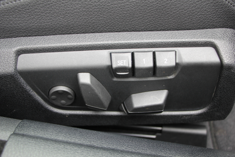 BMW 6シリーズ 640i ｸﾞﾗﾝｸｰﾍﾟMｽﾎﾟｰﾂ ﾌｪｲｽﾘﾌﾄ後 最終ﾓﾃﾞﾙ ｻﾝﾙｰﾌ 液晶ﾒｰﾀｰ HUD ｵﾌﾟｼｮﾝ20AW 新ﾃﾞｻﾞｲﾝLEDﾍｯﾄﾞﾗｲﾄ ﾋｰﾀｰ黒革 新HDDﾅﾋﾞTV 追従ACC ﾚｰﾝﾁｪﾝｼﾞ警告 衝突軽減ﾌﾞﾚｰｷ 直6ﾀｰﾎﾞ320馬力 ｽﾏｰﾄｷｰ ﾊﾟﾄﾞﾙｼﾌﾄ 2年保証