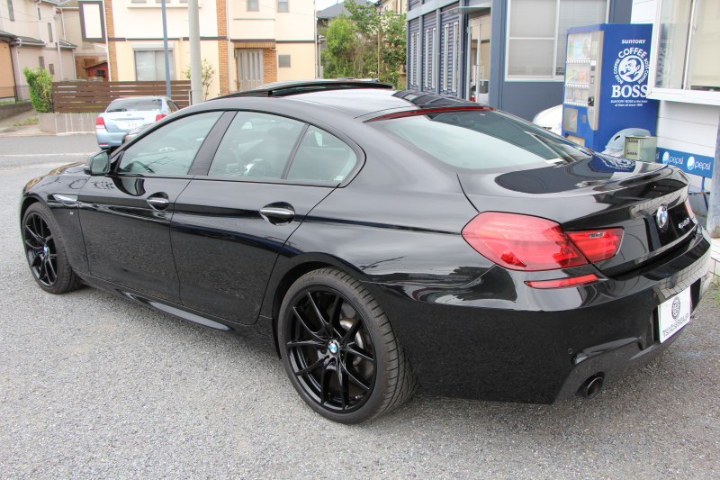 BMW 6シリーズ 640i ｸﾞﾗﾝｸｰﾍﾟMｽﾎﾟｰﾂ ﾌｪｲｽﾘﾌﾄ後 最終ﾓﾃﾞﾙ ｻﾝﾙｰﾌ 液晶ﾒｰﾀｰ HUD ｵﾌﾟｼｮﾝ20AW 新ﾃﾞｻﾞｲﾝLEDﾍｯﾄﾞﾗｲﾄ ﾋｰﾀｰ黒革 新HDDﾅﾋﾞTV 追従ACC ﾚｰﾝﾁｪﾝｼﾞ警告 衝突軽減ﾌﾞﾚｰｷ 直6ﾀｰﾎﾞ320馬力 ｽﾏｰﾄｷｰ ﾊﾟﾄﾞﾙｼﾌﾄ 2年保証