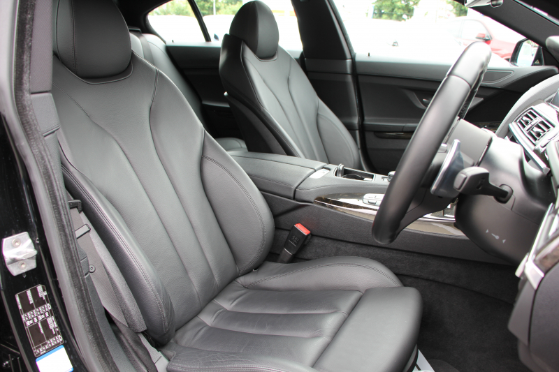 BMW 6シリーズ 640i ｸﾞﾗﾝｸｰﾍﾟMｽﾎﾟｰﾂ ﾌｪｲｽﾘﾌﾄ後 最終ﾓﾃﾞﾙ ｻﾝﾙｰﾌ 液晶ﾒｰﾀｰ HUD ｵﾌﾟｼｮﾝ20AW 新ﾃﾞｻﾞｲﾝLEDﾍｯﾄﾞﾗｲﾄ ﾋｰﾀｰ黒革 新HDDﾅﾋﾞTV 追従ACC ﾚｰﾝﾁｪﾝｼﾞ警告 衝突軽減ﾌﾞﾚｰｷ 直6ﾀｰﾎﾞ320馬力 ｽﾏｰﾄｷｰ ﾊﾟﾄﾞﾙｼﾌﾄ 2年保証