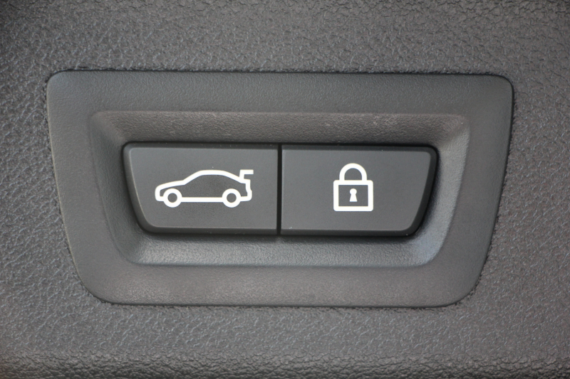 BMW 5シリーズ 523d ﾂｰﾘﾝｸﾞMｽﾎﾟｰﾂ ﾊｲﾗｲﾝ ｲﾉﾍﾞｰｼｮﾝ&ｺﾝﾌｫｰﾄP 1ｵｰﾅ 全ﾋｰﾀｰ黒革 全ﾄﾞｱｿﾌﾄｸﾛｰｽﾞﾏｯｻｰｼﾞ&ﾍﾞﾝﾁﾚｰｼｮﾝ ﾃﾞｨｽﾌﾟﾚｲｷｰ 追従ACC HUD HDDﾅﾋﾞTV ｼﾞｪｽﾁｬｰｺﾝﾄﾛｰﾙ 置くだけ充電 Pｱｼｽﾄﾌﾟﾗｽ ｽﾃｱﾘﾝｸﾞｻﾎﾟｰﾄ 液晶ﾒｰﾀｰ 2年保証