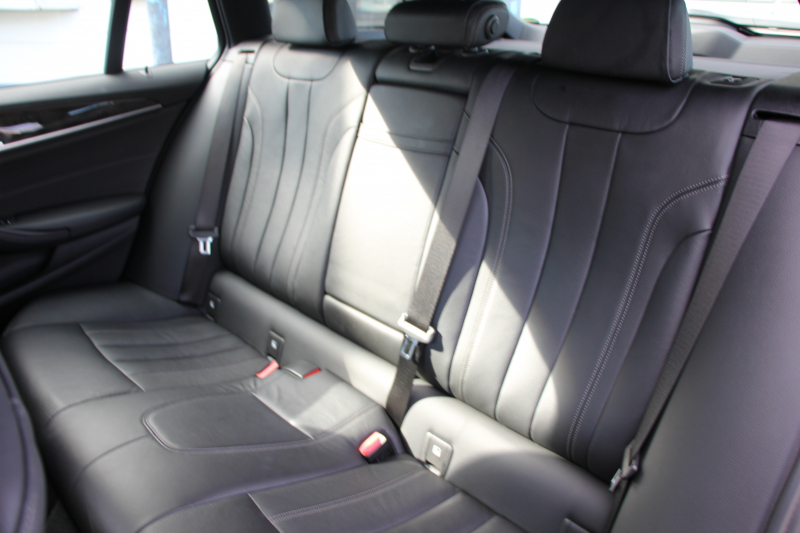 BMW 5シリーズ 523d ﾂｰﾘﾝｸﾞMｽﾎﾟｰﾂ ﾊｲﾗｲﾝ ｲﾉﾍﾞｰｼｮﾝ&ｺﾝﾌｫｰﾄP 1ｵｰﾅ 全ﾋｰﾀｰ黒革 全ﾄﾞｱｿﾌﾄｸﾛｰｽﾞﾏｯｻｰｼﾞ&ﾍﾞﾝﾁﾚｰｼｮﾝ ﾃﾞｨｽﾌﾟﾚｲｷｰ 追従ACC HUD HDDﾅﾋﾞTV ｼﾞｪｽﾁｬｰｺﾝﾄﾛｰﾙ 置くだけ充電 Pｱｼｽﾄﾌﾟﾗｽ ｽﾃｱﾘﾝｸﾞｻﾎﾟｰﾄ 液晶ﾒｰﾀｰ 2年保証