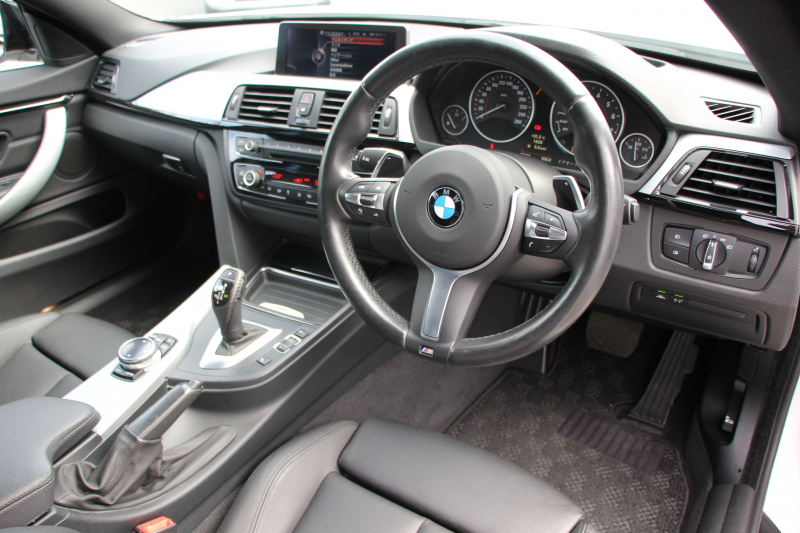 BMW 4シリーズ 435i ｸﾞﾗﾝｸｰﾍﾟMｽﾎﾟｰﾂ 直6ﾀｰﾎﾞN55ｴﾝｼﾞﾝ 306馬力 LEDﾍｯﾄﾞﾗｲﾄ ﾚﾑｽﾏﾌﾗｰ Performanceﾘｱﾃﾞｨﾌｭｰｻﾞｰ 19AW ﾋﾞﾙｼｭﾀｲﾝ車高調 ﾋｰﾀｰ黒革 HUD HDDﾅﾋﾞﾌﾙｾｸﾞTV Bｶﾒﾗ 電動ﾄﾗﾝｸ 追従ACC 衝突軽減ﾌﾞﾚｰｷ 車線逸脱警告 歩行者警告  2年保証