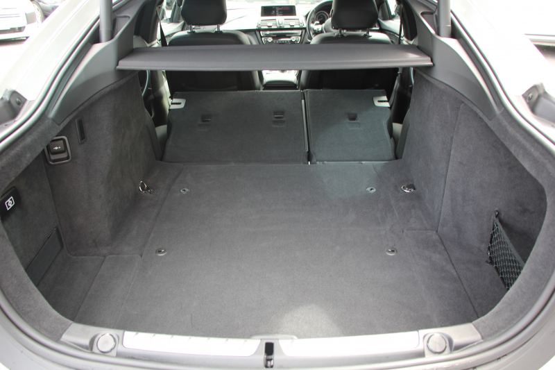 BMW 4シリーズ 435i ｸﾞﾗﾝｸｰﾍﾟMｽﾎﾟｰﾂ 直6ﾀｰﾎﾞN55ｴﾝｼﾞﾝ 306馬力 LEDﾍｯﾄﾞﾗｲﾄ ﾚﾑｽﾏﾌﾗｰ Performanceﾘｱﾃﾞｨﾌｭｰｻﾞｰ 19AW ﾋﾞﾙｼｭﾀｲﾝ車高調 ﾋｰﾀｰ黒革 HUD HDDﾅﾋﾞﾌﾙｾｸﾞTV Bｶﾒﾗ 電動ﾄﾗﾝｸ 追従ACC 衝突軽減ﾌﾞﾚｰｷ 車線逸脱警告 歩行者警告  2年保証