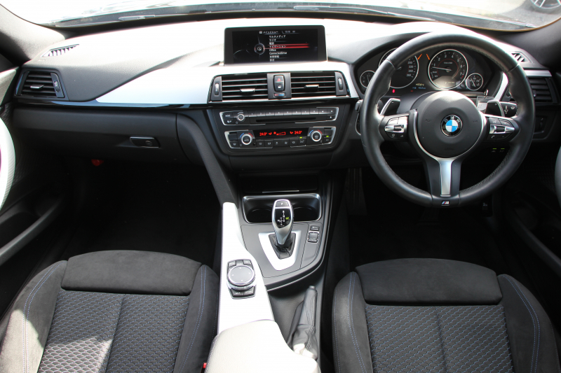 BMW 3シリーズ 320i ｸﾞﾗﾝﾂｰﾘｽﾓ Mｽﾎﾟｰﾂ【5/22迄限定掲載】追従ACC 衝突軽減ﾌﾞﾚｰｷ 車線逸脱警告 歩行者警告 HDDﾅﾋﾞBｶﾒﾗ 電動ﾄﾗﾝｸ Mｽﾎﾟｰﾂｴｱﾛ 18AW ﾒﾓﾘ-付電動ｼｰﾄ ETC2.0 ｽﾏｰﾄｷｰ ｷｾﾉﾝ ﾊﾟﾄﾞﾙｼﾌﾄ 電動ﾘｱｳｲﾝｸﾞ2年保証