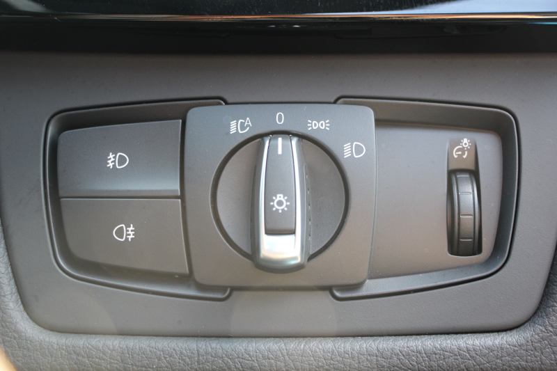 BMW 3シリーズ 320i ｸﾞﾗﾝﾂｰﾘｽﾓ Mｽﾎﾟｰﾂ【5/22迄限定掲載】追従ACC 衝突軽減ﾌﾞﾚｰｷ 車線逸脱警告 歩行者警告 HDDﾅﾋﾞBｶﾒﾗ 電動ﾄﾗﾝｸ Mｽﾎﾟｰﾂｴｱﾛ 18AW ﾒﾓﾘ-付電動ｼｰﾄ ETC2.0 ｽﾏｰﾄｷｰ ｷｾﾉﾝ ﾊﾟﾄﾞﾙｼﾌﾄ 電動ﾘｱｳｲﾝｸﾞ2年保証