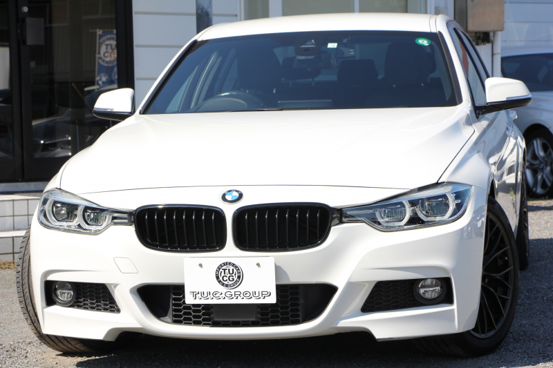 BMW 3シリーズ 320i ﾌﾞﾗｯｸｽﾄｰﾑ 首都圏限定 後期 新ｴﾝｼﾞﾝ Mﾊﾟﾌｫｰﾏﾝｽ18AW&ﾌﾞﾗｯｸｸﾞﾘﾙ LEDﾍｯﾄﾞﾗｲﾄ&ﾃｰﾙ 追従ACC ﾚｰﾝﾁｪﾝｼﾞ警告 衝突軽減ﾌﾞﾚｰｷ 車線逸脱警告 歩行者警告 HDDﾅﾋﾞBｶﾒﾗ ｽﾏｰﾄｷｰ Bluetoothｵｰﾃﾞｨｵ&通話 ﾊﾟﾄﾞﾙｼﾌﾄ 専用ｴｱﾛ 2年保証