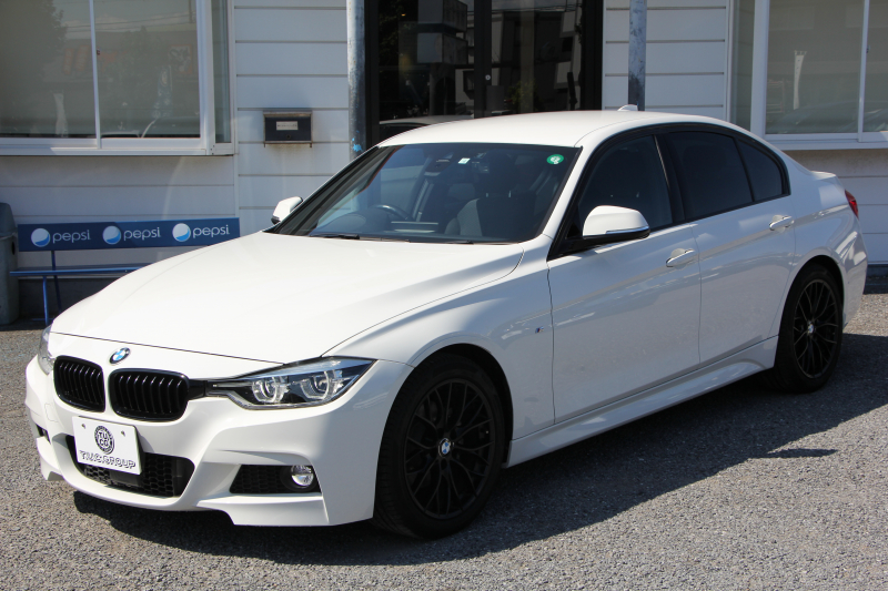 BMW 3シリーズ 320i ﾌﾞﾗｯｸｽﾄｰﾑ 首都圏限定 後期 新ｴﾝｼﾞﾝ Mﾊﾟﾌｫｰﾏﾝｽ18AW&ﾌﾞﾗｯｸｸﾞﾘﾙ LEDﾍｯﾄﾞﾗｲﾄ&ﾃｰﾙ 追従ACC ﾚｰﾝﾁｪﾝｼﾞ警告 衝突軽減ﾌﾞﾚｰｷ 車線逸脱警告 歩行者警告 HDDﾅﾋﾞBｶﾒﾗ ｽﾏｰﾄｷｰ Bluetoothｵｰﾃﾞｨｵ&通話 ﾊﾟﾄﾞﾙｼﾌﾄ 専用ｴｱﾛ 2年保証