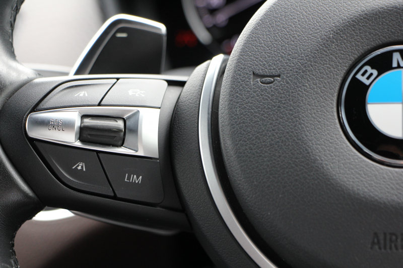 BMW X2 Xdrive20i MｽﾎﾟｰﾂX ﾃﾞﾋﾞｭｰP 4WD ﾊｲﾗｲﾝ ｺﾝﾌｫｰﾄP 追従ACC HUD ﾋｰﾀｰ茶革 電動ｼｰﾄ ｵﾌﾟｼｮﾝ20AW Mﾘｱｽﾎﾟｲﾗｰ ﾀｯﾁ画面HDDﾅﾋﾞBｶﾒﾗ Pｱｼｽﾄ CD&DVD再生可能 Bluetooth接続 電動ﾄﾗﾝｸ LEDﾍｯﾄﾞﾗｲﾄ ｽﾏｰﾄｷｰ 8速AT 2年保証