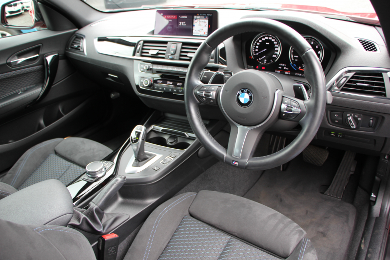 BMW 2シリーズ 220i ｸｰﾍﾟMｽﾎﾟｰﾂ 後期LCI LEDﾍｯﾄﾞﾗｲﾄ&LEDﾃｰﾙ 追従ACC ｼｰﾄﾋｰﾀｰ 変更後ﾀｯﾁ画面HDDﾅﾋﾞBｶﾒﾗ Bluetooth接続 Pｱｼｽﾄ 衝突軽減ﾌﾞﾚｰｷ 車線逸脱警告 歩行者警告 専用ｴｱﾛ ｽﾏｰﾄｷｰ 8速AT 直噴ﾀｰﾎﾞ2年保証