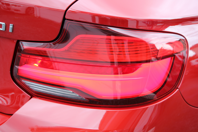 BMW 2シリーズ 220i ｸｰﾍﾟMｽﾎﾟｰﾂ 後期LCI LEDﾍｯﾄﾞﾗｲﾄ&LEDﾃｰﾙ 追従ACC ｼｰﾄﾋｰﾀｰ 変更後ﾀｯﾁ画面HDDﾅﾋﾞBｶﾒﾗ Bluetooth接続 Pｱｼｽﾄ 衝突軽減ﾌﾞﾚｰｷ 車線逸脱警告 歩行者警告 専用ｴｱﾛ ｽﾏｰﾄｷｰ 8速AT 直噴ﾀｰﾎﾞ2年保証