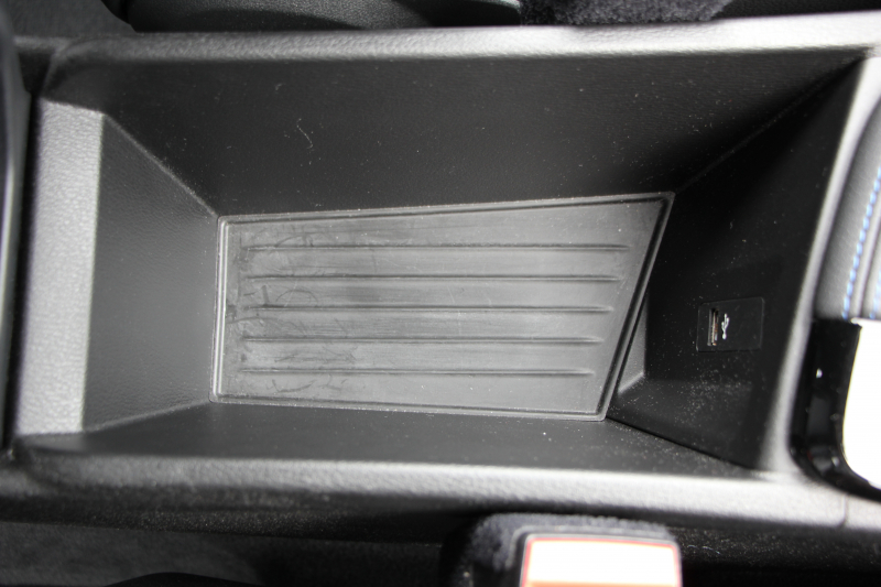 BMW X1 Xdrive18d Mｽﾎﾟｰﾂ ﾊｲﾗｲﾝ 変更後ﾓﾃﾞﾙ ﾋｰﾀｰ黒革 電動ｼｰﾄ LEDﾍｯﾄﾞﾗｲﾄ 追従ACC HUD 変更後ﾀｯﾁﾊﾟﾈﾙ対応HDDﾅﾋﾞ新ﾒｰﾀｰ Bluetooth接続 Pｱｼｽﾄ Bｶﾒﾗ ｺﾝﾌｫｰﾄP 電動ﾄﾗﾝｸ 衝突軽減ﾌﾞﾚｰｷ 車線逸脱警告 歩行者警告 2年保証