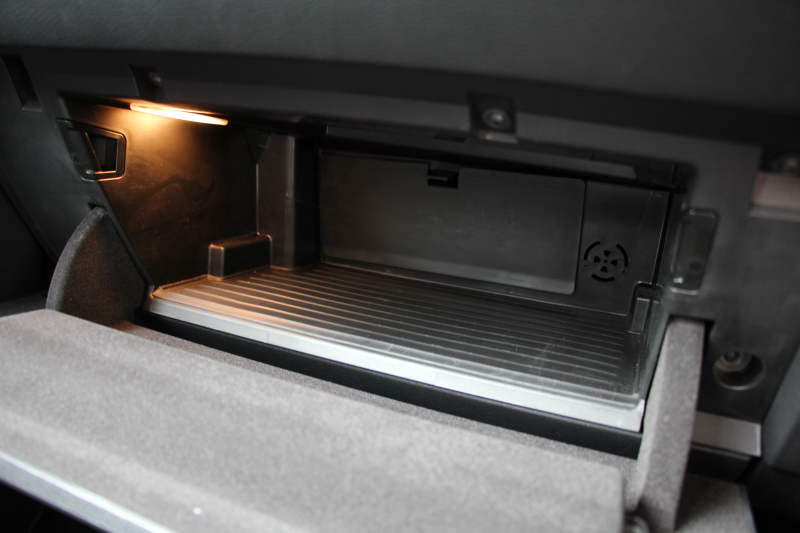 BMW X1 Xdrive18d Mｽﾎﾟｰﾂ ﾊｲﾗｲﾝ 変更後ﾓﾃﾞﾙ ﾋｰﾀｰ黒革 電動ｼｰﾄ LEDﾍｯﾄﾞﾗｲﾄ 追従ACC HUD 変更後ﾀｯﾁﾊﾟﾈﾙ対応HDDﾅﾋﾞ新ﾒｰﾀｰ Bluetooth接続 Pｱｼｽﾄ Bｶﾒﾗ ｺﾝﾌｫｰﾄP 電動ﾄﾗﾝｸ 衝突軽減ﾌﾞﾚｰｷ 車線逸脱警告 歩行者警告 2年保証