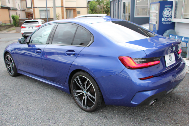 BMW 3シリーズ 320i Mｽﾎﾟｰﾂ ﾃﾞﾋﾞｭｰ&ｲﾉﾍﾞｰｼｮﾝ&ｺﾝﾌｫｰﾄP ﾋｰﾀｰ黒革 HUD ｼﾞｪｽﾁｬｰC ｵﾌﾟｼｮﾝ19AW 電動ﾄﾗﾝｸ Hifiｽﾋﾟｰｶｰ BMWﾗｲﾌﾞｺｯｸﾋﾟｯﾄ 置くだけ充電 LEDﾍｯﾄﾞﾗｲﾄ ｱﾝﾋﾞｴﾝﾄﾗｲﾄ 追従ACC ｽﾃｱﾘﾝｸﾞｻﾎﾟｰﾄ Applecarplay対応 ﾀｯﾁ画面ﾅﾋﾞ2年保証