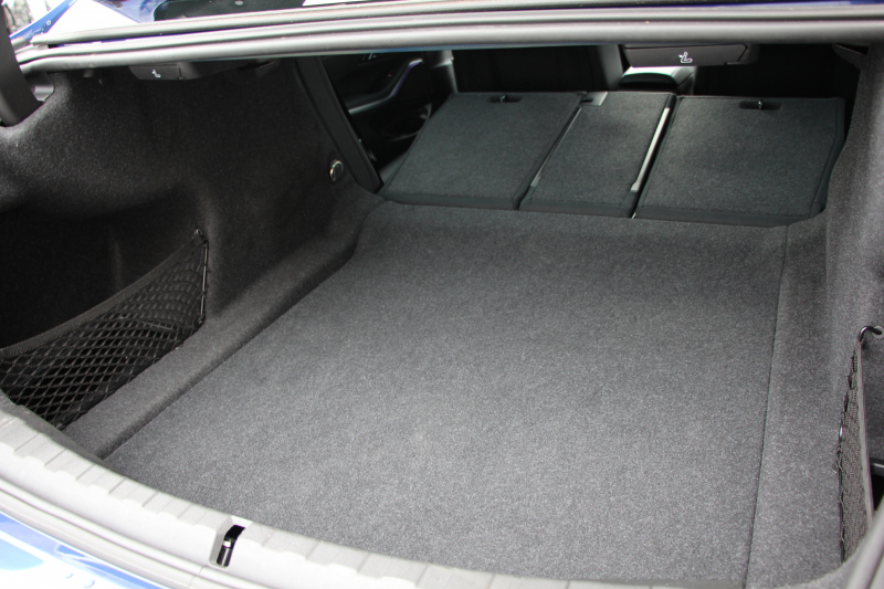 BMW 3シリーズ 320i Mｽﾎﾟｰﾂ ﾃﾞﾋﾞｭｰ&ｲﾉﾍﾞｰｼｮﾝ&ｺﾝﾌｫｰﾄP ﾋｰﾀｰ黒革 HUD ｼﾞｪｽﾁｬｰC ｵﾌﾟｼｮﾝ19AW 電動ﾄﾗﾝｸ Hifiｽﾋﾟｰｶｰ BMWﾗｲﾌﾞｺｯｸﾋﾟｯﾄ 置くだけ充電 LEDﾍｯﾄﾞﾗｲﾄ ｱﾝﾋﾞｴﾝﾄﾗｲﾄ 追従ACC ｽﾃｱﾘﾝｸﾞｻﾎﾟｰﾄ Applecarplay対応 ﾀｯﾁ画面ﾅﾋﾞ2年保証