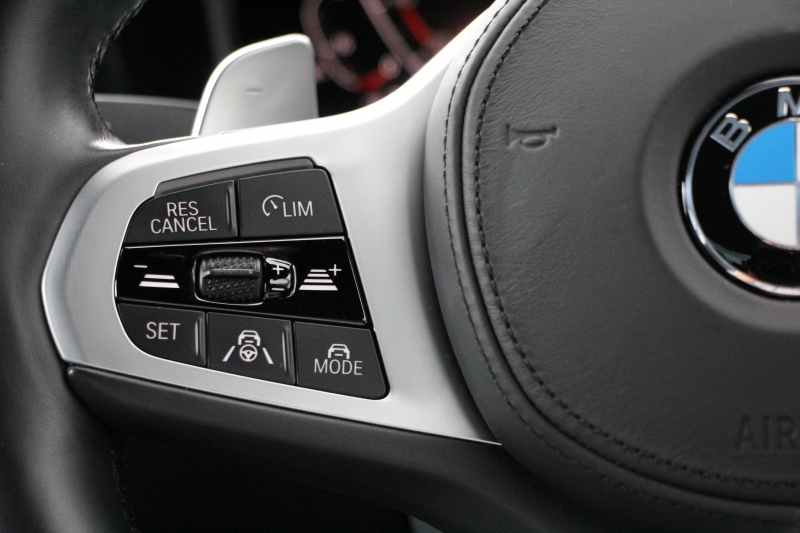 BMW 3シリーズ 320i Mｽﾎﾟｰﾂ ﾃﾞﾋﾞｭｰ&ｲﾉﾍﾞｰｼｮﾝ&ｺﾝﾌｫｰﾄP ﾋｰﾀｰ黒革 HUD ｼﾞｪｽﾁｬｰC ｵﾌﾟｼｮﾝ19AW 電動ﾄﾗﾝｸ Hifiｽﾋﾟｰｶｰ BMWﾗｲﾌﾞｺｯｸﾋﾟｯﾄ 置くだけ充電 LEDﾍｯﾄﾞﾗｲﾄ ｱﾝﾋﾞｴﾝﾄﾗｲﾄ 追従ACC ｽﾃｱﾘﾝｸﾞｻﾎﾟｰﾄ Applecarplay対応 ﾀｯﾁ画面ﾅﾋﾞ2年保証