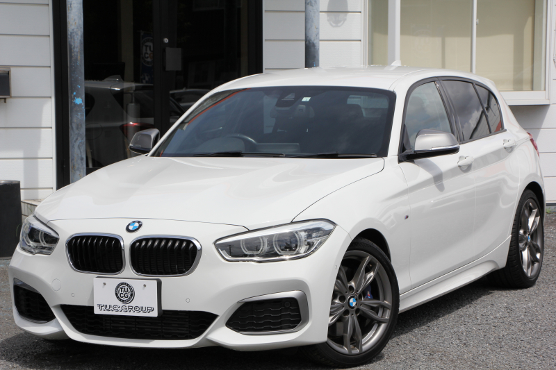 BMW 1シリーズ M135i 後期 ﾌｪｲｽﾘﾌﾄ後 直6ﾀｰﾎﾞ326馬力 ｱﾀﾞﾌﾟﾃｨﾌﾞMｻｽ LEDﾍｯﾄﾞﾗｲﾄ ﾌﾙｾｸﾞTV 衝突軽減ﾌﾞﾚｰｷ 車線逸脱警告 歩行者警告 ﾌﾞﾚｰｷ付ｸﾙｺﾝ Pｱｼｽﾄ Bｶﾒﾗ 専用18AW Mｽﾎﾟｰﾂﾌﾞﾚｰｷ HDDﾅﾋﾞBluetooth接続 電動ｼｰﾄ ﾐﾗｰETC 2年保証