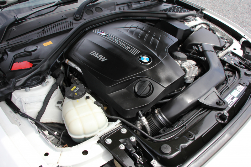 BMW 1シリーズ M135i 後期 ﾌｪｲｽﾘﾌﾄ後 直6ﾀｰﾎﾞ326馬力 ｱﾀﾞﾌﾟﾃｨﾌﾞMｻｽ LEDﾍｯﾄﾞﾗｲﾄ ﾌﾙｾｸﾞTV 衝突軽減ﾌﾞﾚｰｷ 車線逸脱警告 歩行者警告 ﾌﾞﾚｰｷ付ｸﾙｺﾝ Pｱｼｽﾄ Bｶﾒﾗ 専用18AW Mｽﾎﾟｰﾂﾌﾞﾚｰｷ HDDﾅﾋﾞBluetooth接続 電動ｼｰﾄ ﾐﾗｰETC 2年保証