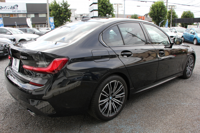 BMW 3シリーズ 320i Mｽﾎﾟｰﾂ ﾊｲﾗｲﾝ&ｻｳﾝﾄﾞ&ｺﾝﾌｫｰﾄP 1ｵｰﾅ ﾊｰﾏﾝｶｰﾄﾞﾝｻﾗｳﾝﾄﾞﾌﾙｾｸﾞTV ｺﾆｬｯｸﾚｻﾞｰ ｼｰﾄﾋｰﾀｰ ﾗﾝﾊﾞｰｻﾎﾟｰﾄ 追従ACC ｽﾃｱﾘﾝｸﾞｻﾎﾟｰﾄ BMWﾗｲﾌﾞｺｯｸﾋﾟｯﾄﾞApplecarplay対応 Pｱｼｽﾄ 電動ﾄﾗﾝｸ 後退ｱｼｽﾄ DｱｼｽﾄPro 2年保証