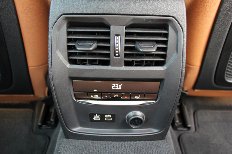 BMW 3シリーズ 320i Mｽﾎﾟｰﾂ ﾊｲﾗｲﾝ&ｻｳﾝﾄﾞ&ｺﾝﾌｫｰﾄP 1ｵｰﾅ ﾊｰﾏﾝｶｰﾄﾞﾝｻﾗｳﾝﾄﾞﾌﾙｾｸﾞTV ｺﾆｬｯｸﾚｻﾞｰ ｼｰﾄﾋｰﾀｰ ﾗﾝﾊﾞｰｻﾎﾟｰﾄ 追従ACC ｽﾃｱﾘﾝｸﾞｻﾎﾟｰﾄ BMWﾗｲﾌﾞｺｯｸﾋﾟｯﾄﾞApplecarplay対応 Pｱｼｽﾄ 電動ﾄﾗﾝｸ 後退ｱｼｽﾄ DｱｼｽﾄPro 2年保証