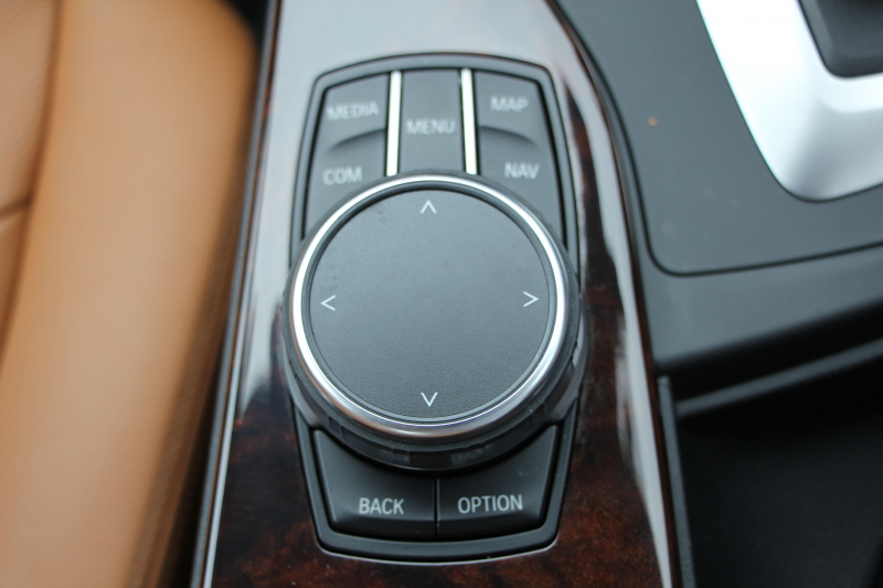 BMW 3シリーズ 320i ﾗｸﾞｼﾞｭｱﾘｰ 最終ﾓﾃﾞﾙ 8A新ｴﾝｼﾞﾝ 追従ACC ﾚｰﾝﾁｪﾝｼﾞ警告 LEDﾍｯﾄﾞﾗｲﾄ&ﾃｰﾙ ｺﾆｬｯｸﾚｻﾞｰ ｼｰﾄﾋｰﾀｰ 変更後ﾀｯﾁﾊﾟﾈﾙ対応ﾅﾋﾞ変更後ﾙｰﾑﾐﾗｰ Bluetooth接続 Bｶﾒﾗ 衝突軽減ﾌﾞﾚｰｷ 車線逸脱警告 歩行者警告 ｽﾏｰﾄｷｰ 2年保証