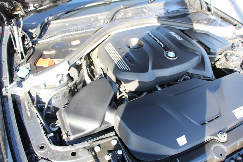 BMW 3シリーズ 320i ﾗｸﾞｼﾞｭｱﾘｰ 最終ﾓﾃﾞﾙ 8A新ｴﾝｼﾞﾝ 追従ACC ﾚｰﾝﾁｪﾝｼﾞ警告 LEDﾍｯﾄﾞﾗｲﾄ&ﾃｰﾙ ｺﾆｬｯｸﾚｻﾞｰ ｼｰﾄﾋｰﾀｰ 変更後ﾀｯﾁﾊﾟﾈﾙ対応ﾅﾋﾞ変更後ﾙｰﾑﾐﾗｰ Bluetooth接続 Bｶﾒﾗ 衝突軽減ﾌﾞﾚｰｷ 車線逸脱警告 歩行者警告 ｽﾏｰﾄｷｰ 2年保証