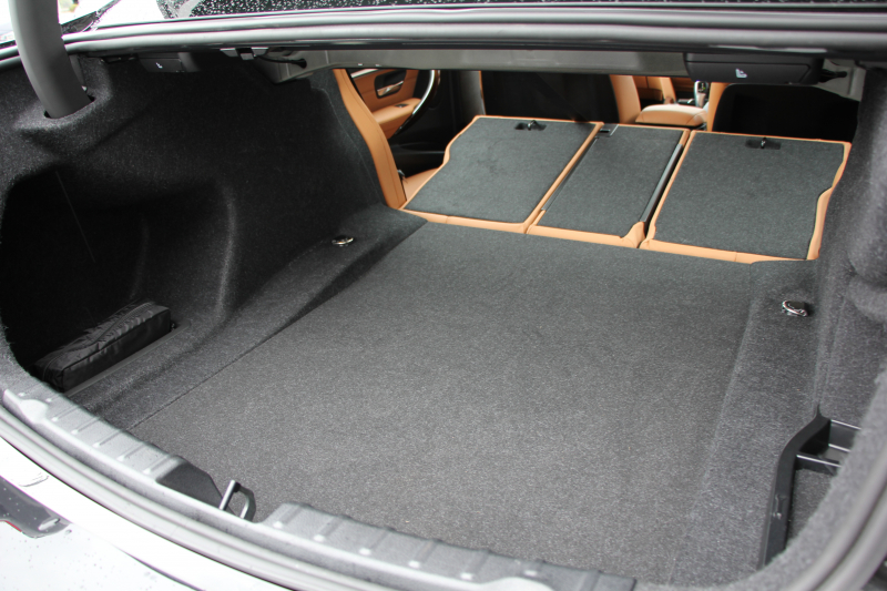 BMW 3シリーズ 320i ﾗｸﾞｼﾞｭｱﾘｰ 最終ﾓﾃﾞﾙ 8A新ｴﾝｼﾞﾝ 追従ACC ﾚｰﾝﾁｪﾝｼﾞ警告 LEDﾍｯﾄﾞﾗｲﾄ&ﾃｰﾙ ｺﾆｬｯｸﾚｻﾞｰ ｼｰﾄﾋｰﾀｰ 変更後ﾀｯﾁﾊﾟﾈﾙ対応ﾅﾋﾞ変更後ﾙｰﾑﾐﾗｰ Bluetooth接続 Bｶﾒﾗ 衝突軽減ﾌﾞﾚｰｷ 車線逸脱警告 歩行者警告 ｽﾏｰﾄｷｰ 2年保証