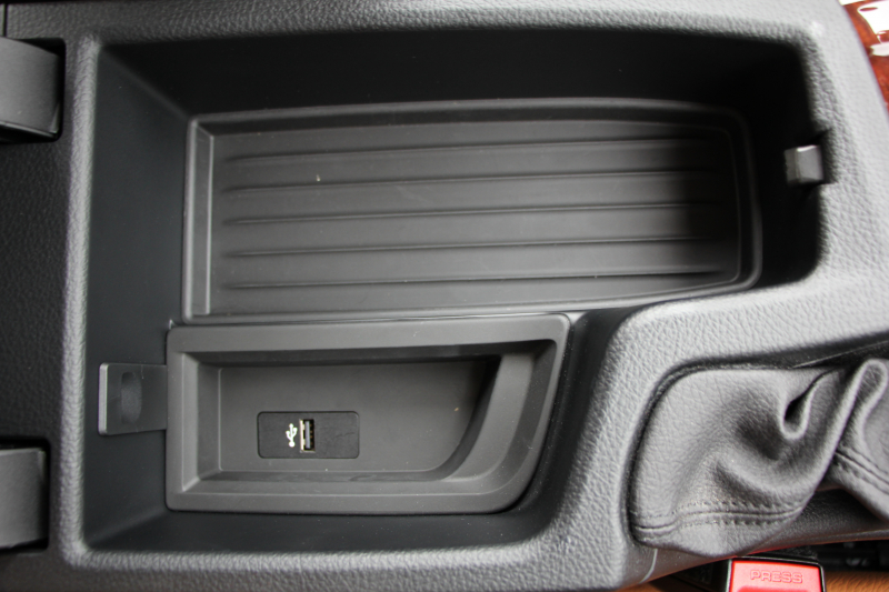 BMW 3シリーズ 320i ﾗｸﾞｼﾞｭｱﾘｰ 最終ﾓﾃﾞﾙ 8A新ｴﾝｼﾞﾝ 追従ACC ﾚｰﾝﾁｪﾝｼﾞ警告 LEDﾍｯﾄﾞﾗｲﾄ&ﾃｰﾙ ｺﾆｬｯｸﾚｻﾞｰ ｼｰﾄﾋｰﾀｰ 変更後ﾀｯﾁﾊﾟﾈﾙ対応ﾅﾋﾞ変更後ﾙｰﾑﾐﾗｰ Bluetooth接続 Bｶﾒﾗ 衝突軽減ﾌﾞﾚｰｷ 車線逸脱警告 歩行者警告 ｽﾏｰﾄｷｰ 2年保証