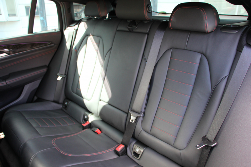 BMW X4 M40i 直6ﾀｰﾎﾞ360馬力 ﾊﾟﾉﾗﾏｻﾝﾙｰﾌ 全席ﾋｰﾀｰ黒革 ｱﾀﾞﾌﾟﾃｨﾌﾞMｻｽ 専用ﾃﾞﾌ 専用ﾌﾞﾚｰｷ 21AW LEDﾍｯﾄﾞﾗｲﾄ 追従ACC HUD ｽﾃｱﾘﾝｸﾞｻﾎﾟｰﾄ ﾀｯﾁ画面HDDﾅﾋﾞTV 360度ﾊﾟﾉﾗﾏｶﾒﾗ ｱｸﾃｨﾌﾞPDC緊急ﾌﾞﾚｰｷ Hifiｽﾋﾟｰｶｰ 置くだけ充電 2年保証