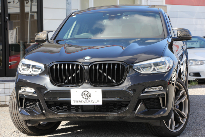 BMW X4 M40i 直6ﾀｰﾎﾞ360馬力 ﾊﾟﾉﾗﾏｻﾝﾙｰﾌ 全席ﾋｰﾀｰ黒革 ｱﾀﾞﾌﾟﾃｨﾌﾞMｻｽ 専用ﾃﾞﾌ 専用ﾌﾞﾚｰｷ 21AW LEDﾍｯﾄﾞﾗｲﾄ 追従ACC HUD ｽﾃｱﾘﾝｸﾞｻﾎﾟｰﾄ ﾀｯﾁ画面HDDﾅﾋﾞTV 360度ﾊﾟﾉﾗﾏｶﾒﾗ ｱｸﾃｨﾌﾞPDC緊急ﾌﾞﾚｰｷ Hifiｽﾋﾟｰｶｰ 置くだけ充電 2年保証