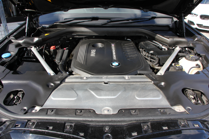 BMW X4 M40i 直6ﾀｰﾎﾞ360馬力 ﾊﾟﾉﾗﾏｻﾝﾙｰﾌ 全席ﾋｰﾀｰ黒革 ｱﾀﾞﾌﾟﾃｨﾌﾞMｻｽ 専用ﾃﾞﾌ 専用ﾌﾞﾚｰｷ 21AW LEDﾍｯﾄﾞﾗｲﾄ 追従ACC HUD ｽﾃｱﾘﾝｸﾞｻﾎﾟｰﾄ ﾀｯﾁ画面HDDﾅﾋﾞTV 360度ﾊﾟﾉﾗﾏｶﾒﾗ ｱｸﾃｨﾌﾞPDC緊急ﾌﾞﾚｰｷ Hifiｽﾋﾟｰｶｰ 置くだけ充電 2年保証