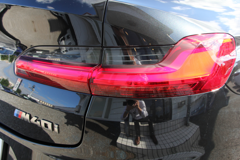 BMW X4 M40i 直6ﾀｰﾎﾞ360馬力 ﾊﾟﾉﾗﾏｻﾝﾙｰﾌ 全席ﾋｰﾀｰ黒革 ｱﾀﾞﾌﾟﾃｨﾌﾞMｻｽ 専用ﾃﾞﾌ 専用ﾌﾞﾚｰｷ 21AW LEDﾍｯﾄﾞﾗｲﾄ 追従ACC HUD ｽﾃｱﾘﾝｸﾞｻﾎﾟｰﾄ ﾀｯﾁ画面HDDﾅﾋﾞTV 360度ﾊﾟﾉﾗﾏｶﾒﾗ ｱｸﾃｨﾌﾞPDC緊急ﾌﾞﾚｰｷ Hifiｽﾋﾟｰｶｰ 置くだけ充電 2年保証