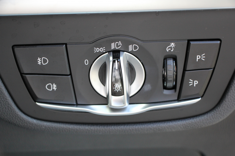 BMW X4 M40i 直6ﾀｰﾎﾞ360馬力 ﾊﾟﾉﾗﾏｻﾝﾙｰﾌ 全席ﾋｰﾀｰ黒革 ｱﾀﾞﾌﾟﾃｨﾌﾞMｻｽ 専用ﾃﾞﾌ 専用ﾌﾞﾚｰｷ 21AW LEDﾍｯﾄﾞﾗｲﾄ 追従ACC HUD ｽﾃｱﾘﾝｸﾞｻﾎﾟｰﾄ ﾀｯﾁ画面HDDﾅﾋﾞTV 360度ﾊﾟﾉﾗﾏｶﾒﾗ ｱｸﾃｨﾌﾞPDC緊急ﾌﾞﾚｰｷ Hifiｽﾋﾟｰｶｰ 置くだけ充電 2年保証