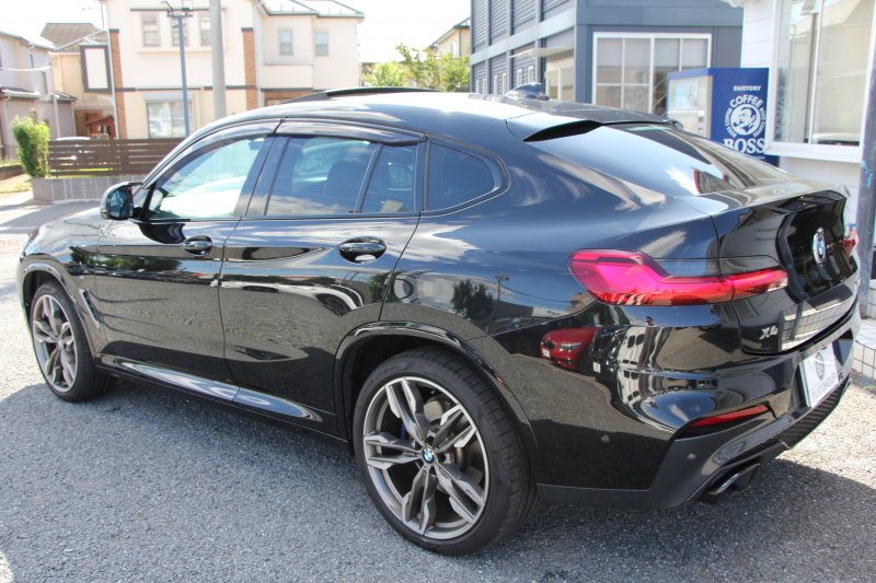 BMW X4 M40i 直6ﾀｰﾎﾞ360馬力 ﾊﾟﾉﾗﾏｻﾝﾙｰﾌ 全席ﾋｰﾀｰ黒革 ｱﾀﾞﾌﾟﾃｨﾌﾞMｻｽ 専用ﾃﾞﾌ 専用ﾌﾞﾚｰｷ 21AW LEDﾍｯﾄﾞﾗｲﾄ 追従ACC HUD ｽﾃｱﾘﾝｸﾞｻﾎﾟｰﾄ ﾀｯﾁ画面HDDﾅﾋﾞTV 360度ﾊﾟﾉﾗﾏｶﾒﾗ ｱｸﾃｨﾌﾞPDC緊急ﾌﾞﾚｰｷ Hifiｽﾋﾟｰｶｰ 置くだけ充電 2年保証