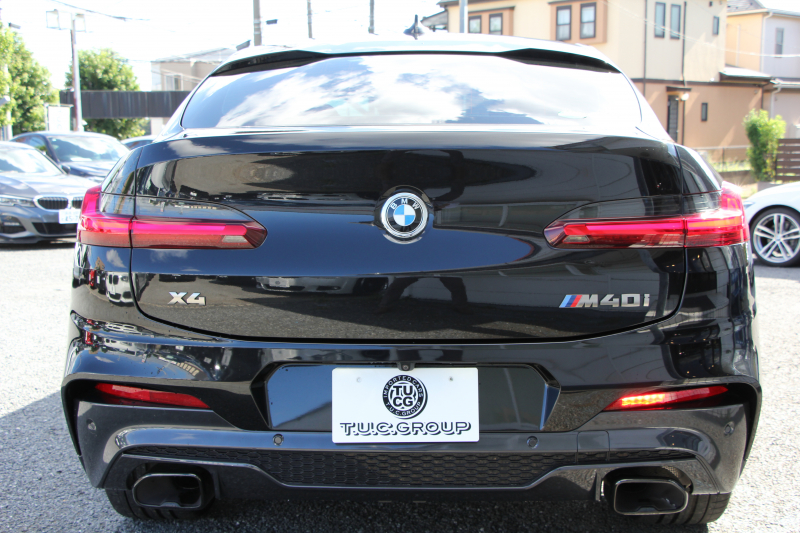 BMW X4 M40i 直6ﾀｰﾎﾞ360馬力 ﾊﾟﾉﾗﾏｻﾝﾙｰﾌ 全席ﾋｰﾀｰ黒革 ｱﾀﾞﾌﾟﾃｨﾌﾞMｻｽ 専用ﾃﾞﾌ 専用ﾌﾞﾚｰｷ 21AW LEDﾍｯﾄﾞﾗｲﾄ 追従ACC HUD ｽﾃｱﾘﾝｸﾞｻﾎﾟｰﾄ ﾀｯﾁ画面HDDﾅﾋﾞTV 360度ﾊﾟﾉﾗﾏｶﾒﾗ ｱｸﾃｨﾌﾞPDC緊急ﾌﾞﾚｰｷ Hifiｽﾋﾟｰｶｰ 置くだけ充電 2年保証