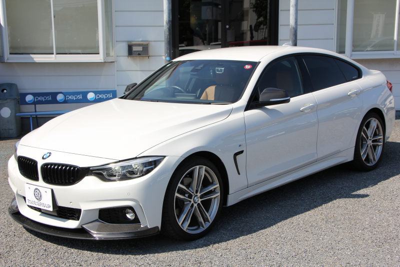 BMW 4シリーズ 420i ｸﾞﾗﾝｸｰﾍﾟMｽﾎﾟｰﾂ 最終ﾓﾃﾞﾙ ﾋｰﾀｰ茶革 LEDﾍｯﾄﾞﾗｲﾄ 純正LEDｽﾓｰｸﾃｰﾙ ｴｱﾛﾃﾞｨﾌｭｰｻﾞｰ ｵﾌﾟｼｮﾝ19AW ｶｰﾎﾞﾝﾌﾛﾝﾄｽﾎﾟｲﾗｰ NEWﾙｰﾑﾐﾗｰ ﾀｯﾁ画面HDDﾅﾋﾞﾌﾙｾｸﾞTV 追従ACC ﾚｰﾝC警告 電動ﾄﾗﾝｸ 衝突軽減ﾌﾞﾚｰｷ 車線逸脱&歩行者警告 2年保証