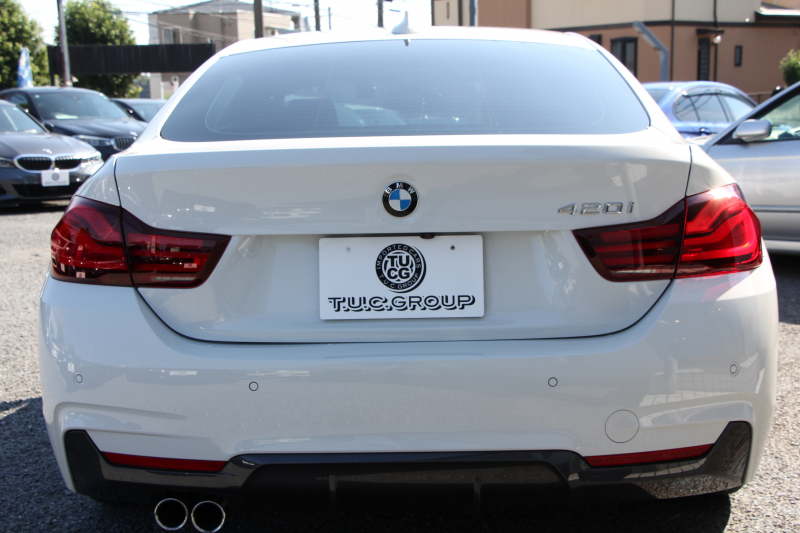 BMW 4シリーズ 420i ｸﾞﾗﾝｸｰﾍﾟMｽﾎﾟｰﾂ 最終ﾓﾃﾞﾙ ﾋｰﾀｰ茶革 LEDﾍｯﾄﾞﾗｲﾄ 純正LEDｽﾓｰｸﾃｰﾙ ｴｱﾛﾃﾞｨﾌｭｰｻﾞｰ ｵﾌﾟｼｮﾝ19AW ｶｰﾎﾞﾝﾌﾛﾝﾄｽﾎﾟｲﾗｰ NEWﾙｰﾑﾐﾗｰ ﾀｯﾁ画面HDDﾅﾋﾞﾌﾙｾｸﾞTV 追従ACC ﾚｰﾝC警告 電動ﾄﾗﾝｸ 衝突軽減ﾌﾞﾚｰｷ 車線逸脱&歩行者警告 2年保証