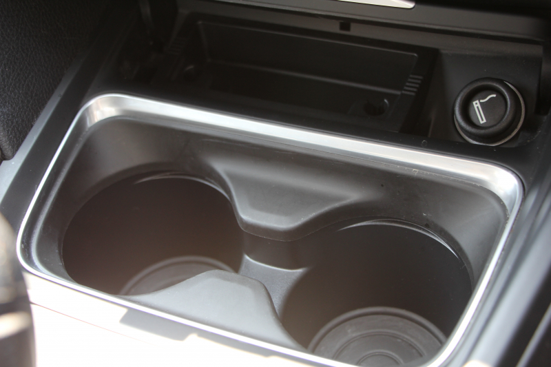 BMW 3シリーズ 320i ﾗｸﾞｼﾞｭｱﾘｰ 前期最終 追従ACC ﾋｰﾀｰ黒革 衝突軽減ﾌﾞﾚｰｷ 車線逸脱警告 歩行者警告 ﾌﾙｾｸﾞTV ﾀｯﾁﾊﾟｯﾄﾞ対応iﾄﾞﾗｲﾌﾞHDDﾅﾋﾞBｶﾒﾗ Bluetooth接続 ｽﾏｰﾄｷｰ ｷｾﾉﾝ ﾐﾗｰETC2.0 ECOPROﾓｰﾄﾞ8速AT 直噴ﾀｰﾎﾞｸﾛｰﾑﾗｲﾝｴｸｽﾃﾘｱ 2年保証