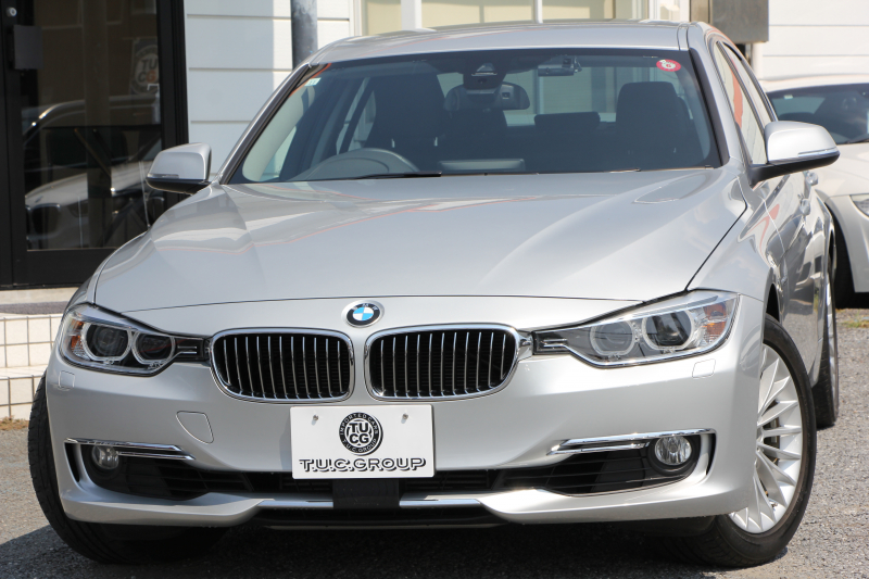 BMW 3シリーズ 320i ﾗｸﾞｼﾞｭｱﾘｰ 前期最終 追従ACC ﾋｰﾀｰ黒革 衝突軽減ﾌﾞﾚｰｷ 車線逸脱警告 歩行者警告 ﾌﾙｾｸﾞTV ﾀｯﾁﾊﾟｯﾄﾞ対応iﾄﾞﾗｲﾌﾞHDDﾅﾋﾞBｶﾒﾗ Bluetooth接続 ｽﾏｰﾄｷｰ ｷｾﾉﾝ ﾐﾗｰETC2.0 ECOPROﾓｰﾄﾞ8速AT 直噴ﾀｰﾎﾞｸﾛｰﾑﾗｲﾝｴｸｽﾃﾘｱ 2年保証