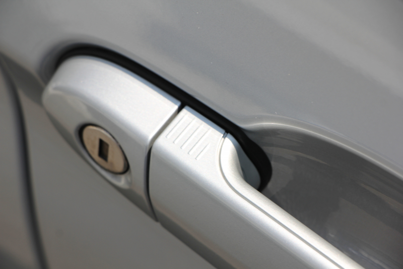 BMW 3シリーズ 320i ﾗｸﾞｼﾞｭｱﾘｰ 前期最終 追従ACC ﾋｰﾀｰ黒革 衝突軽減ﾌﾞﾚｰｷ 車線逸脱警告 歩行者警告 ﾌﾙｾｸﾞTV ﾀｯﾁﾊﾟｯﾄﾞ対応iﾄﾞﾗｲﾌﾞHDDﾅﾋﾞBｶﾒﾗ Bluetooth接続 ｽﾏｰﾄｷｰ ｷｾﾉﾝ ﾐﾗｰETC2.0 ECOPROﾓｰﾄﾞ8速AT 直噴ﾀｰﾎﾞｸﾛｰﾑﾗｲﾝｴｸｽﾃﾘｱ 2年保証