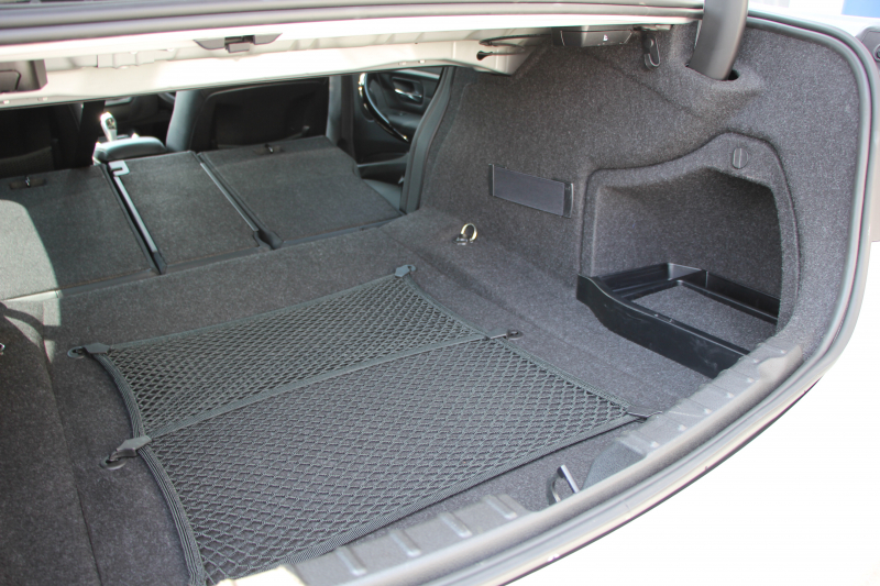 BMW 3シリーズ 320i ﾗｸﾞｼﾞｭｱﾘｰ 前期最終 追従ACC ﾋｰﾀｰ黒革 衝突軽減ﾌﾞﾚｰｷ 車線逸脱警告 歩行者警告 ﾌﾙｾｸﾞTV ﾀｯﾁﾊﾟｯﾄﾞ対応iﾄﾞﾗｲﾌﾞHDDﾅﾋﾞBｶﾒﾗ Bluetooth接続 ｽﾏｰﾄｷｰ ｷｾﾉﾝ ﾐﾗｰETC2.0 ECOPROﾓｰﾄﾞ8速AT 直噴ﾀｰﾎﾞｸﾛｰﾑﾗｲﾝｴｸｽﾃﾘｱ 2年保証