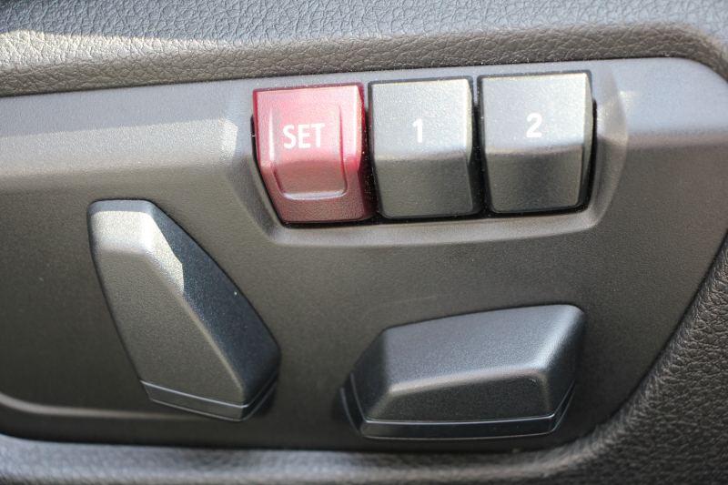 BMW 3シリーズ 320i ﾗｸﾞｼﾞｭｱﾘｰ 前期最終 追従ACC ﾋｰﾀｰ黒革 衝突軽減ﾌﾞﾚｰｷ 車線逸脱警告 歩行者警告 ﾌﾙｾｸﾞTV ﾀｯﾁﾊﾟｯﾄﾞ対応iﾄﾞﾗｲﾌﾞHDDﾅﾋﾞBｶﾒﾗ Bluetooth接続 ｽﾏｰﾄｷｰ ｷｾﾉﾝ ﾐﾗｰETC2.0 ECOPROﾓｰﾄﾞ8速AT 直噴ﾀｰﾎﾞｸﾛｰﾑﾗｲﾝｴｸｽﾃﾘｱ 2年保証