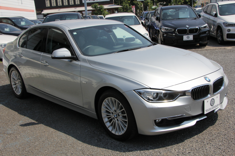 BMW 3シリーズ 320i ﾗｸﾞｼﾞｭｱﾘｰ 前期最終 追従ACC ﾋｰﾀｰ黒革 衝突軽減ﾌﾞﾚｰｷ 車線逸脱警告 歩行者警告 ﾌﾙｾｸﾞTV ﾀｯﾁﾊﾟｯﾄﾞ対応iﾄﾞﾗｲﾌﾞHDDﾅﾋﾞBｶﾒﾗ Bluetooth接続 ｽﾏｰﾄｷｰ ｷｾﾉﾝ ﾐﾗｰETC2.0 ECOPROﾓｰﾄﾞ8速AT 直噴ﾀｰﾎﾞｸﾛｰﾑﾗｲﾝｴｸｽﾃﾘｱ 2年保証