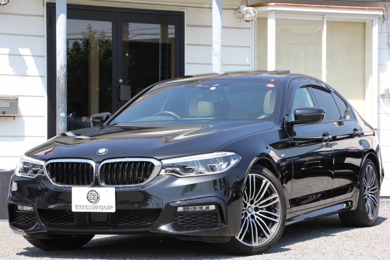 BMW 5シリーズ 530i Mｽﾎﾟｰﾂ ｲﾉﾍﾞｰｼｮﾝP 低走行4500km 高出力252馬力 ｻﾝﾙｰﾌ 全ﾋｰﾀｰ本革 HUD ﾜｲﾔﾚｽ充電 ｼﾞｪｽﾁｬｰC ﾃﾞｨｽﾌﾟﾚｲｷｰ 追従ACC ｽﾃｱﾘﾝｸﾞｻﾎﾟｰﾄ ﾀｯﾁ画面HDDﾅﾋﾞTV 360度ｶﾒﾗ 電動ﾄﾗﾝｸ LEDﾍｯﾄﾞﾗｲﾄ 2年保証