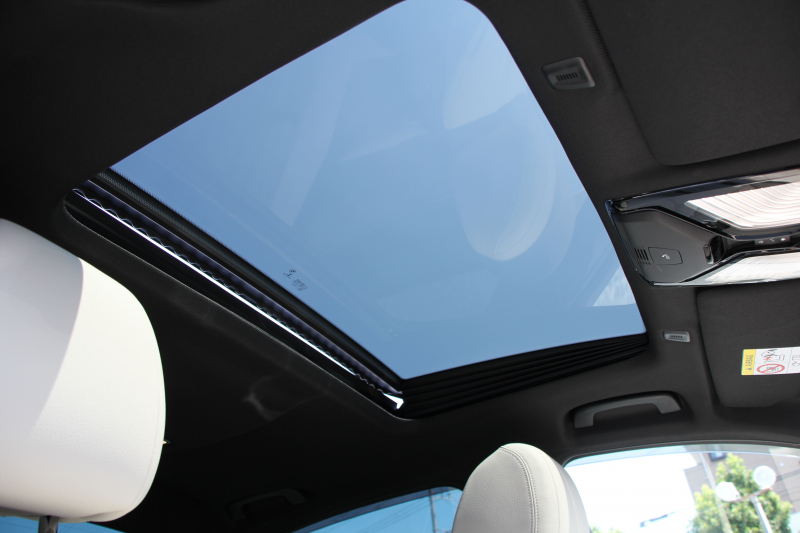 BMW 5シリーズ 530i Mｽﾎﾟｰﾂ ｲﾉﾍﾞｰｼｮﾝP 低走行4500km 高出力252馬力 ｻﾝﾙｰﾌ 全ﾋｰﾀｰ本革 HUD ﾜｲﾔﾚｽ充電 ｼﾞｪｽﾁｬｰC ﾃﾞｨｽﾌﾟﾚｲｷｰ 追従ACC ｽﾃｱﾘﾝｸﾞｻﾎﾟｰﾄ ﾀｯﾁ画面HDDﾅﾋﾞTV 360度ｶﾒﾗ 電動ﾄﾗﾝｸ LEDﾍｯﾄﾞﾗｲﾄ 2年保証