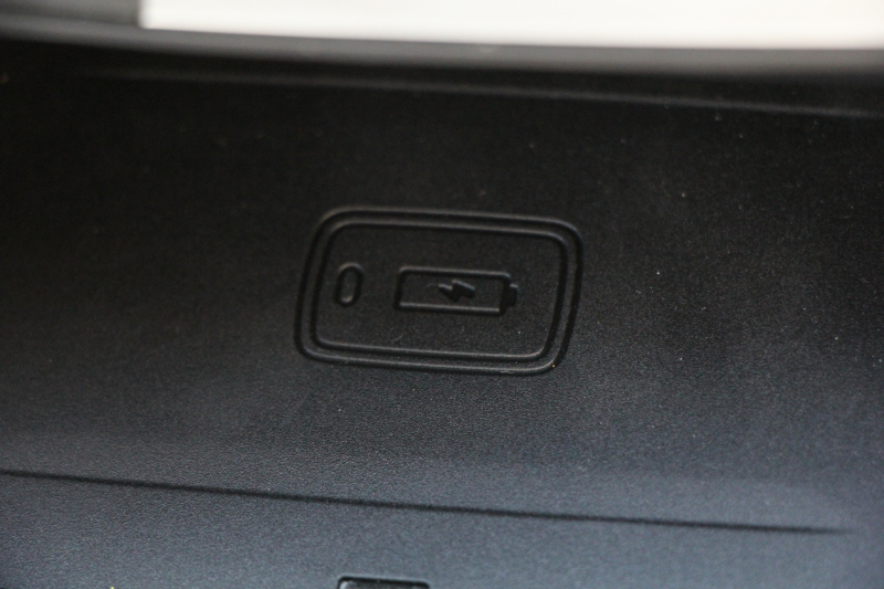 BMW 5シリーズ 530i Mｽﾎﾟｰﾂ ｲﾉﾍﾞｰｼｮﾝP 低走行4500km 高出力252馬力 ｻﾝﾙｰﾌ 全ﾋｰﾀｰ本革 HUD ﾜｲﾔﾚｽ充電 ｼﾞｪｽﾁｬｰC ﾃﾞｨｽﾌﾟﾚｲｷｰ 追従ACC ｽﾃｱﾘﾝｸﾞｻﾎﾟｰﾄ ﾀｯﾁ画面HDDﾅﾋﾞTV 360度ｶﾒﾗ 電動ﾄﾗﾝｸ LEDﾍｯﾄﾞﾗｲﾄ 2年保証