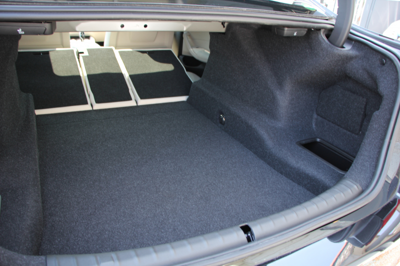 BMW 5シリーズ 530i Mｽﾎﾟｰﾂ ｲﾉﾍﾞｰｼｮﾝP 低走行4500km 高出力252馬力 ｻﾝﾙｰﾌ 全ﾋｰﾀｰ本革 HUD ﾜｲﾔﾚｽ充電 ｼﾞｪｽﾁｬｰC ﾃﾞｨｽﾌﾟﾚｲｷｰ 追従ACC ｽﾃｱﾘﾝｸﾞｻﾎﾟｰﾄ ﾀｯﾁ画面HDDﾅﾋﾞTV 360度ｶﾒﾗ 電動ﾄﾗﾝｸ LEDﾍｯﾄﾞﾗｲﾄ 2年保証