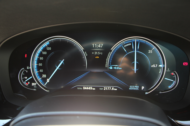 BMW 5シリーズ 530i Mｽﾎﾟｰﾂ ｲﾉﾍﾞｰｼｮﾝP 低走行4500km 高出力252馬力 ｻﾝﾙｰﾌ 全ﾋｰﾀｰ本革 HUD ﾜｲﾔﾚｽ充電 ｼﾞｪｽﾁｬｰC ﾃﾞｨｽﾌﾟﾚｲｷｰ 追従ACC ｽﾃｱﾘﾝｸﾞｻﾎﾟｰﾄ ﾀｯﾁ画面HDDﾅﾋﾞTV 360度ｶﾒﾗ 電動ﾄﾗﾝｸ LEDﾍｯﾄﾞﾗｲﾄ 2年保証